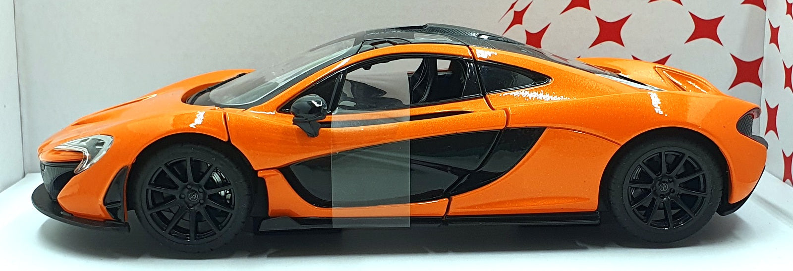 Rastar 1/24 Scale Diecast 56700 McLaren P1 - Met Orange