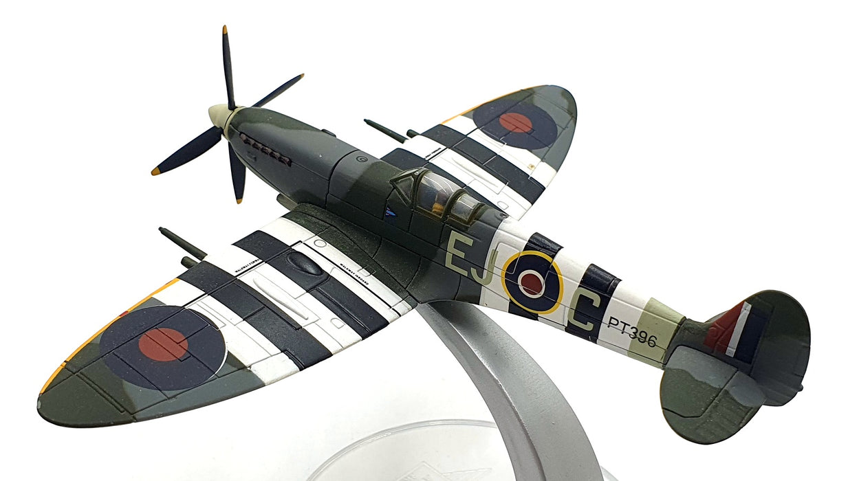 Corgi 1/72 Scale AA31932 - Supermarine Spitfire MKIX J Charles 1000 Kill