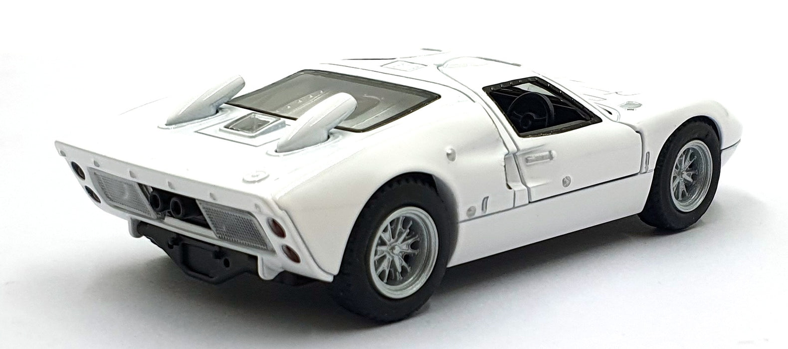 Kinsmart 1/32 Scale Pull Back & Go TY6953 - 1966 Ford GT40 - White