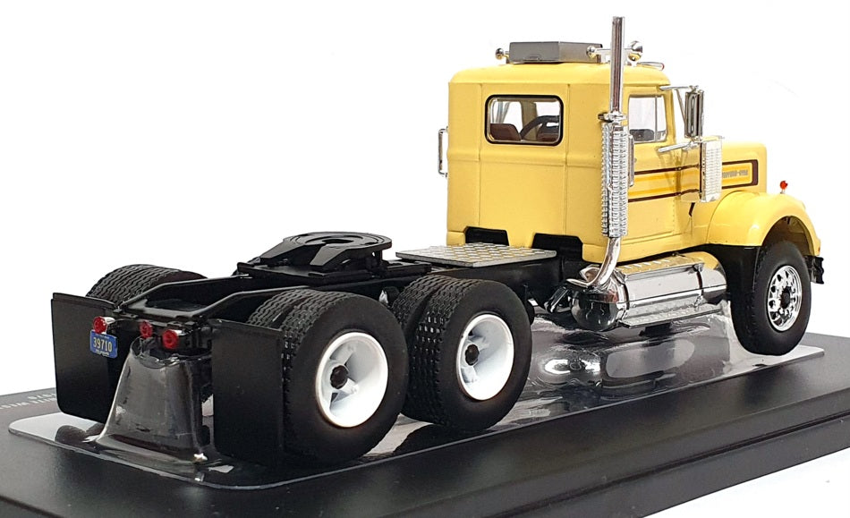 Ixo 1/43 Scale TR161.22 - 1970 White Western Star 4864 Truck - Pale Yellow