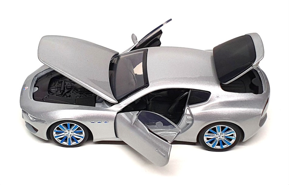 Tayumo 1/32 Scale Pull Back & Go 32125012 - 2014 Maserati Alfieri Concept Silver
