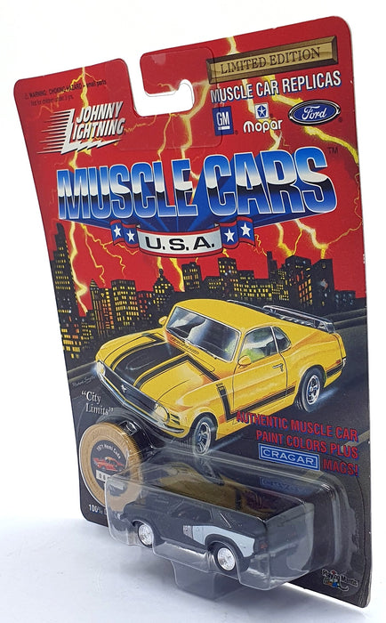 Johnny Lightning 1/64 Scale 200-210 Muscle Cars USA - 1971 Plymouth "Hemi Cuda"
