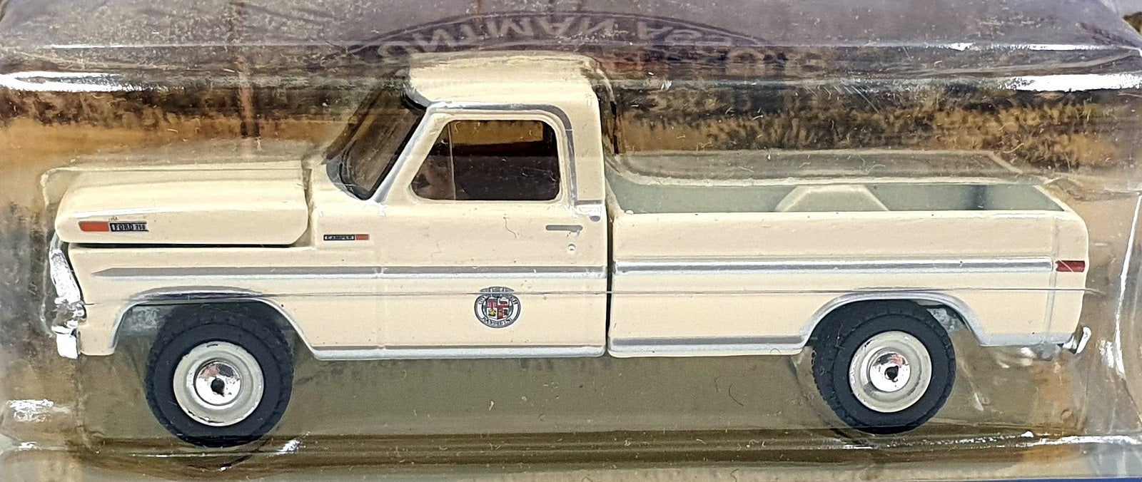 Greenlight 1/64 Scale 44965-C - 1972 Ford F-250 Truck - Fall Guy