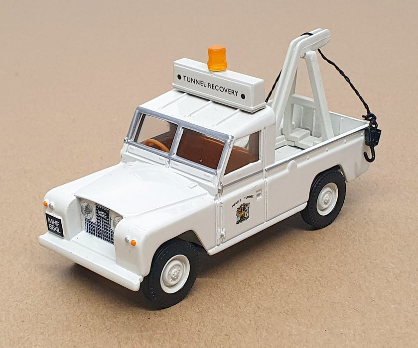 Corgi 1/43 Scale 07102 - Land Rover Breakdown Truck Mersey Tunnel Recovery