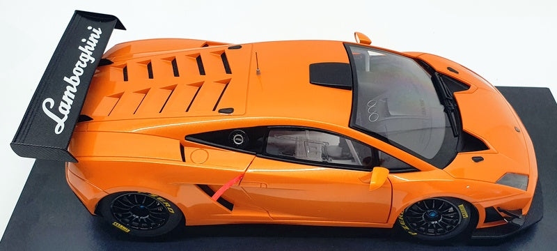 Autoart 1/18 Scale Diecast 81357 - 2013 Lamborghini Gallardo GT3 FL2 Met Orange