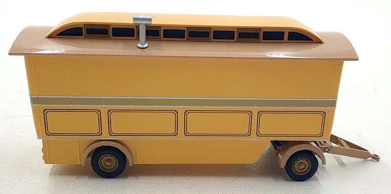 Corgi 1/50 Scale Diecast 97888B - Showman's Caravan - Yellow