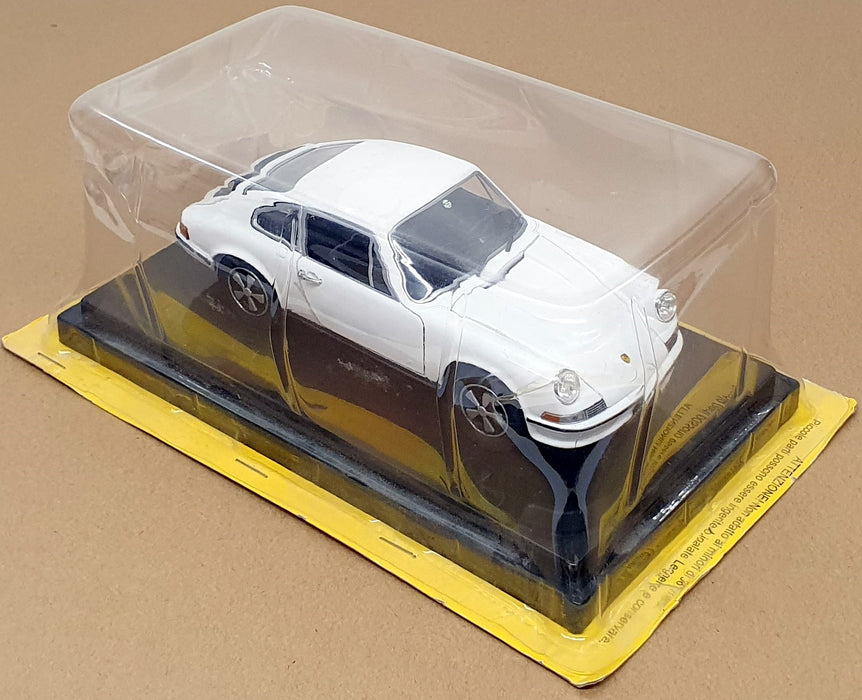 Fabbri 1/24 Scale Diecast FA124W - 1972 Porsche 911 S 2.4 - White