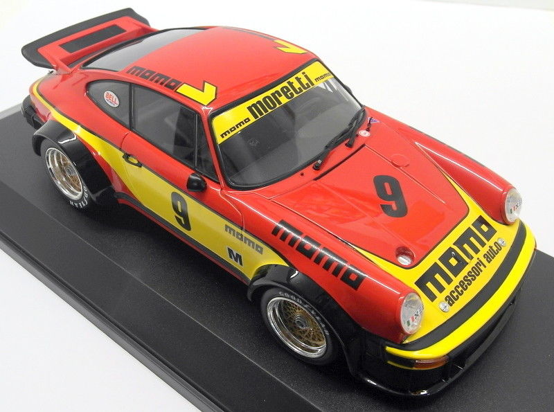Minichamps 1/18 Scale Diecast 155 776409 Porsche 934 Jolly Club Silverstone 1977