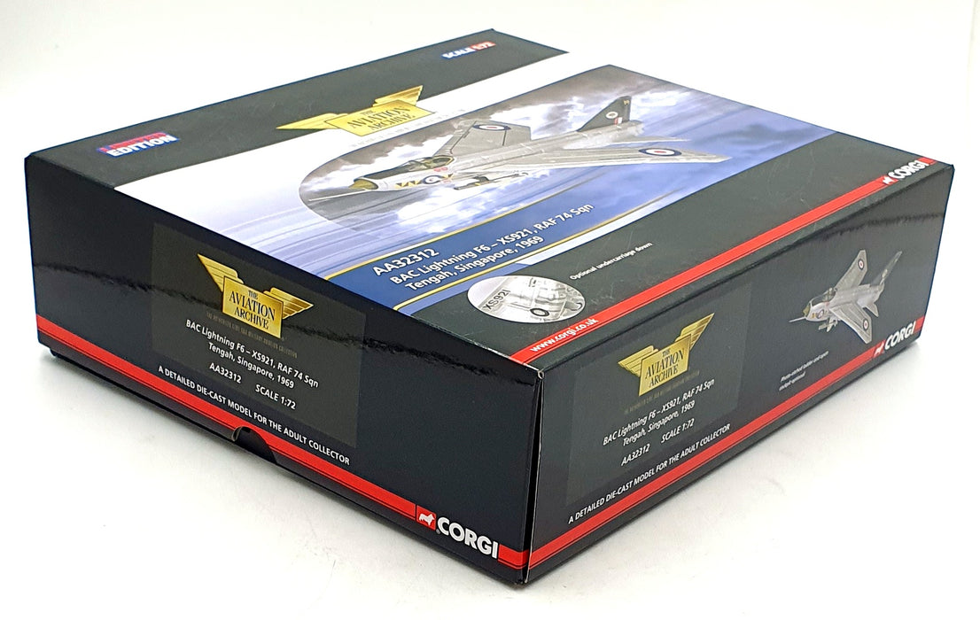Corgi 1/72 Scale AA32312 - BAC Lightning F6 - XS921, RAF 74 Sqn Singapore 1969