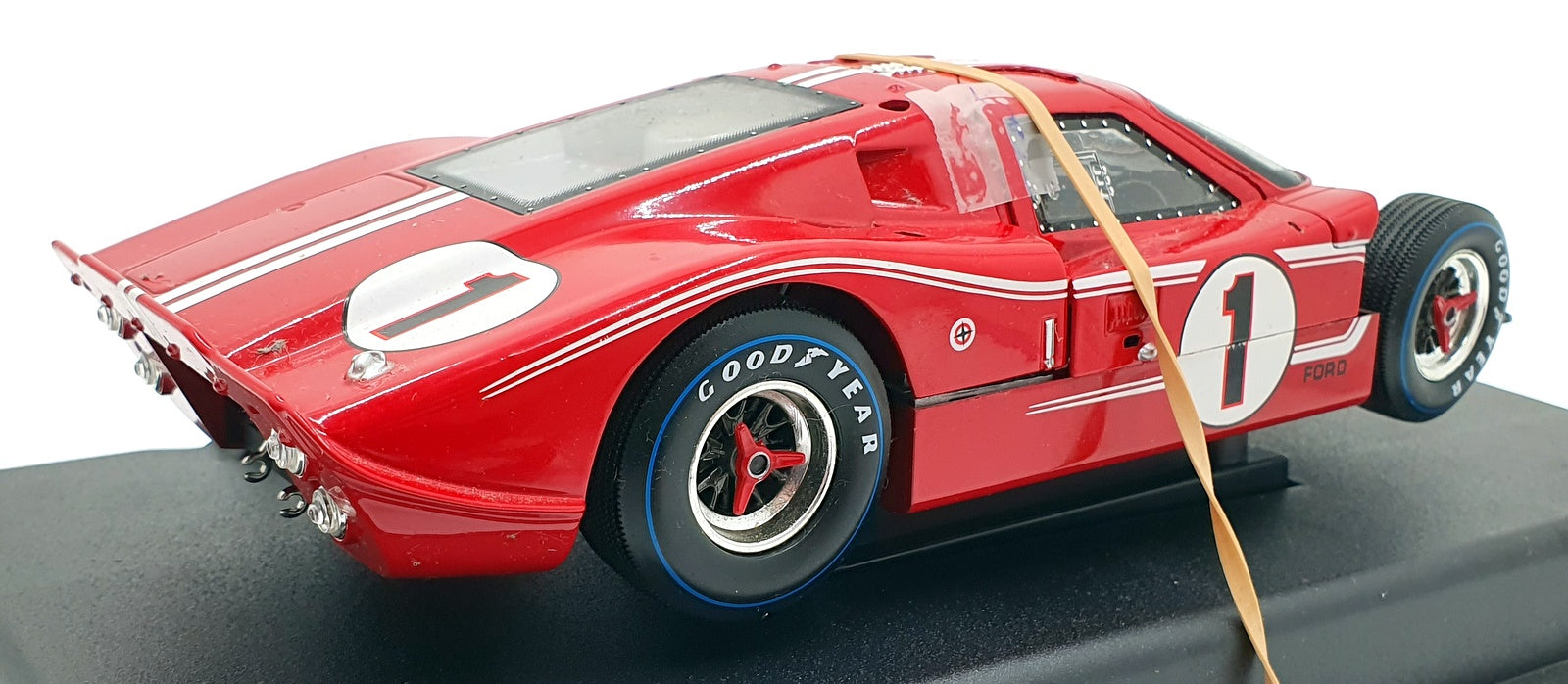 Shelby Collectibles 1/18 Scale 01423 - 1967 Ford GT40 MK IV #1 - Red