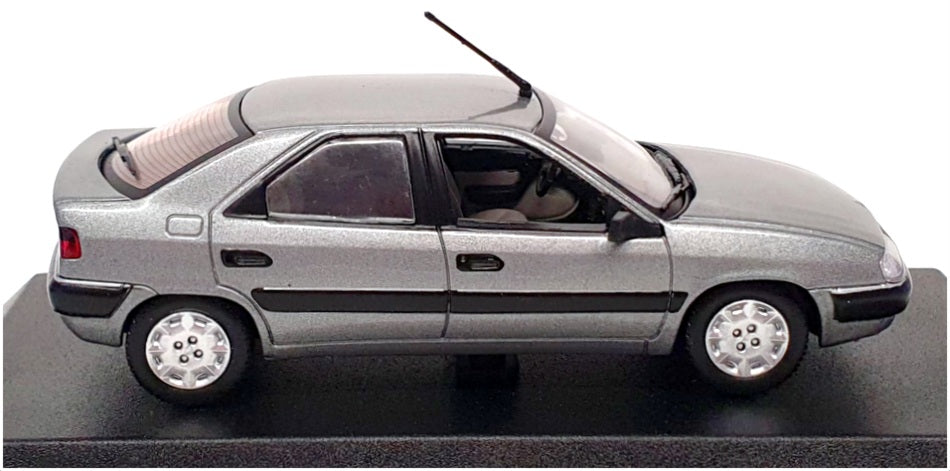 Norev 1/43 Scale Diecast 154207 - 1993 Citroen Xantia - Gabion Grey