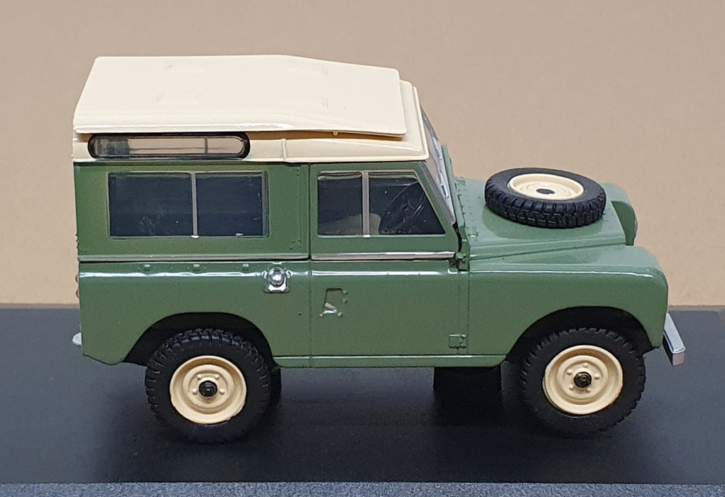 Oxford Diecast 1/43 Scale 43LR2AS003 - Land Rover Series IIA SWB  - Pastel Green