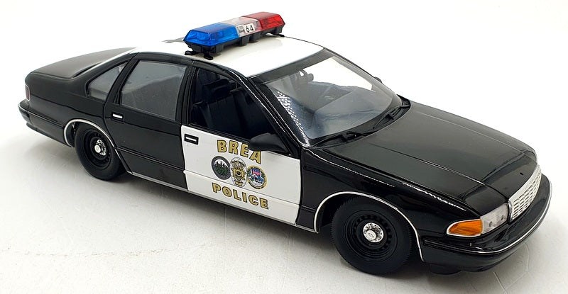 UT 1/18 Scale Diecast 15224H - Chevrolet Caprice Brea Police - White/Black