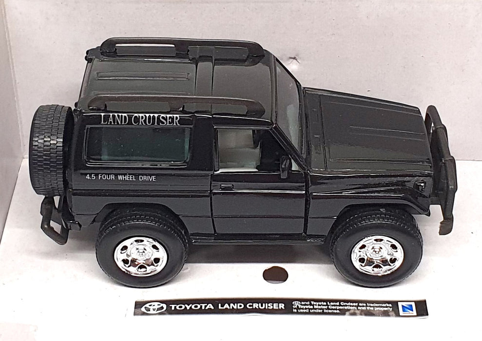 NewRay 1/32 Scale Diecast NR132B - Toyota Land Cruiser - Black