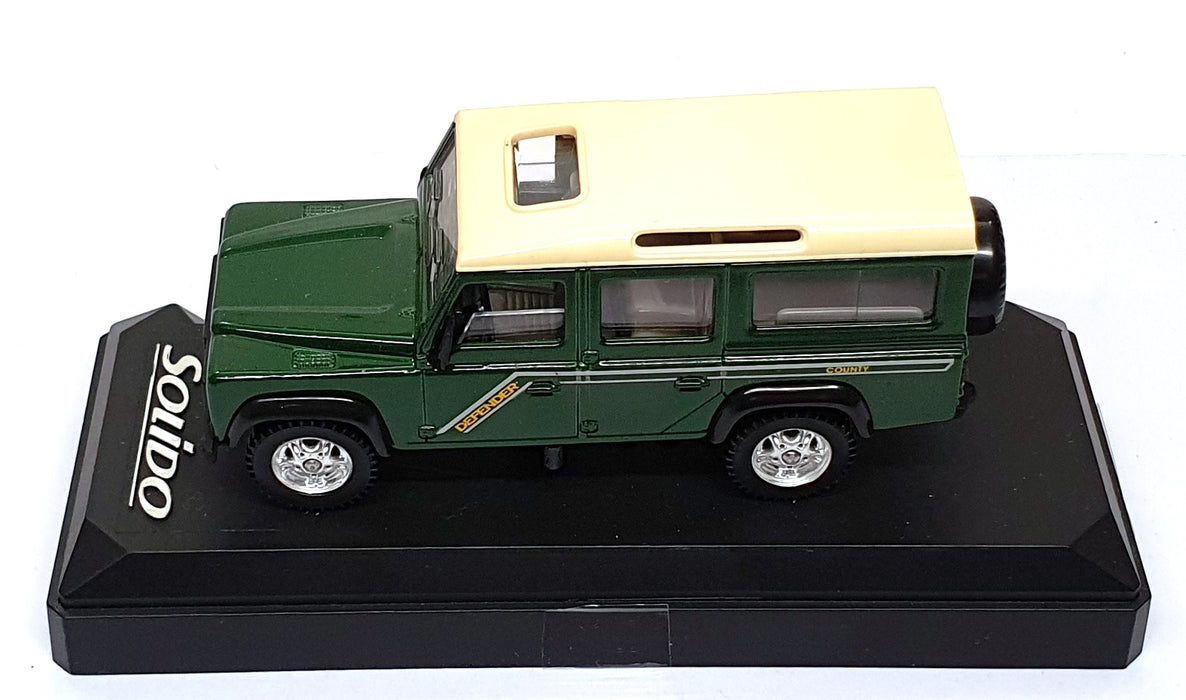Solido 1/43 Scale 1543 - Land Rover Defender County - Green/White
