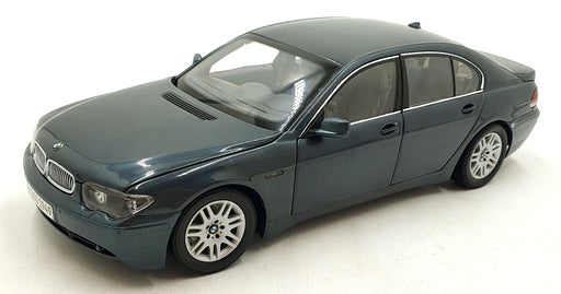 Kyosho 1/18 Scale Diecast DC24924M - BMW 7 Series 745i - Dark Grey