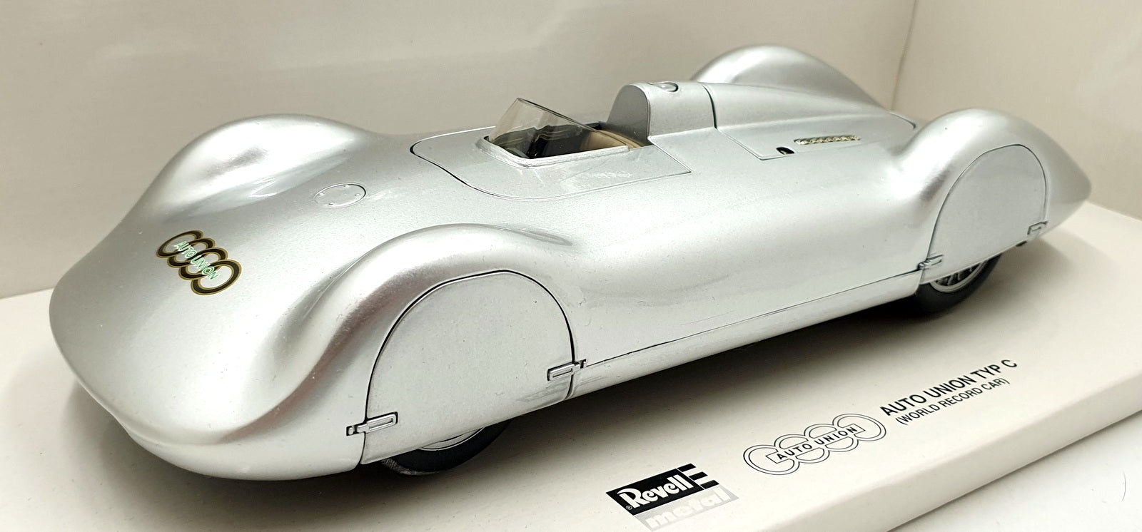 Revell 1/18 Scale 08420 - Auto Union Typ C World Record Car - Silver