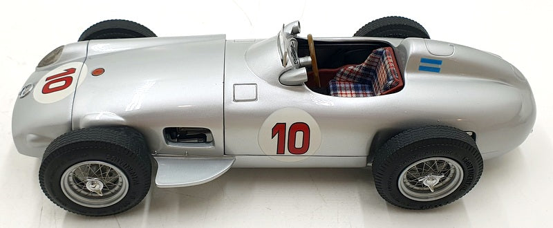 CMC 1/18 Scale Diecast M-041 - Mercedes Benz W196 F1 #10