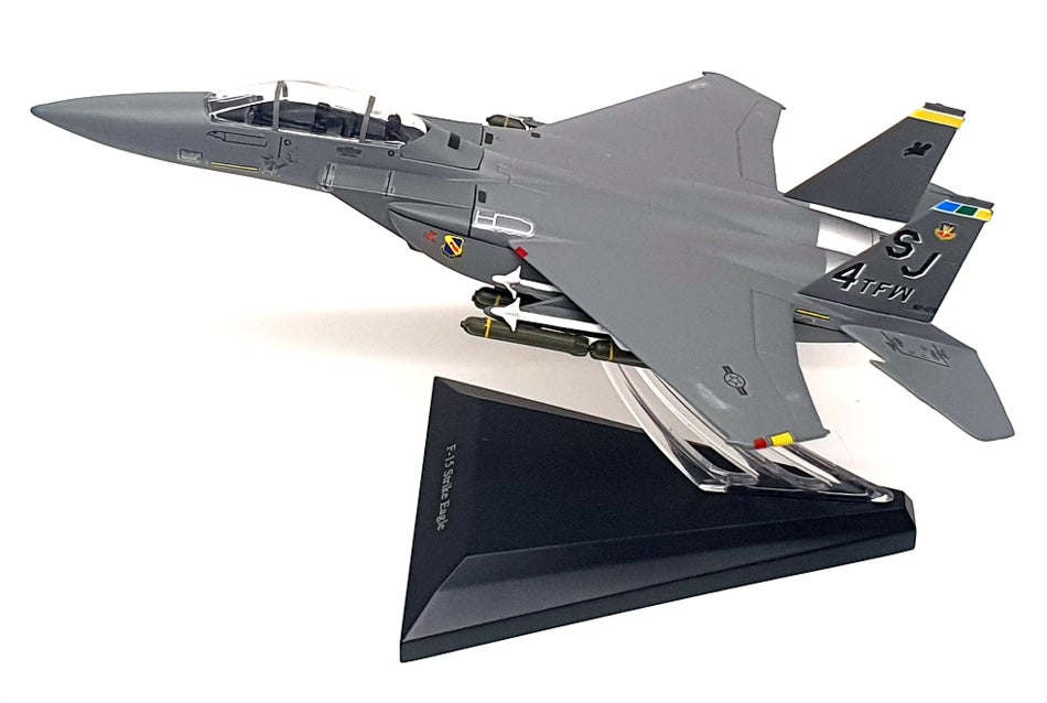 Franklin Mint Armour 1/100 Scale B11B056 - F-15 Strike Eagle USAF Dessert Storm