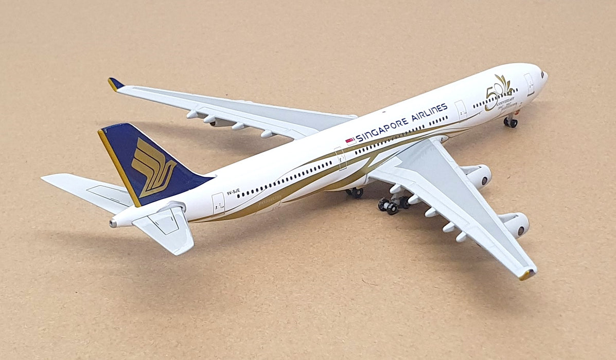 Gemini Jets 1/400 Scale GJ4797 - Airbus A340-300 Singapore Airlines 9V-SJE