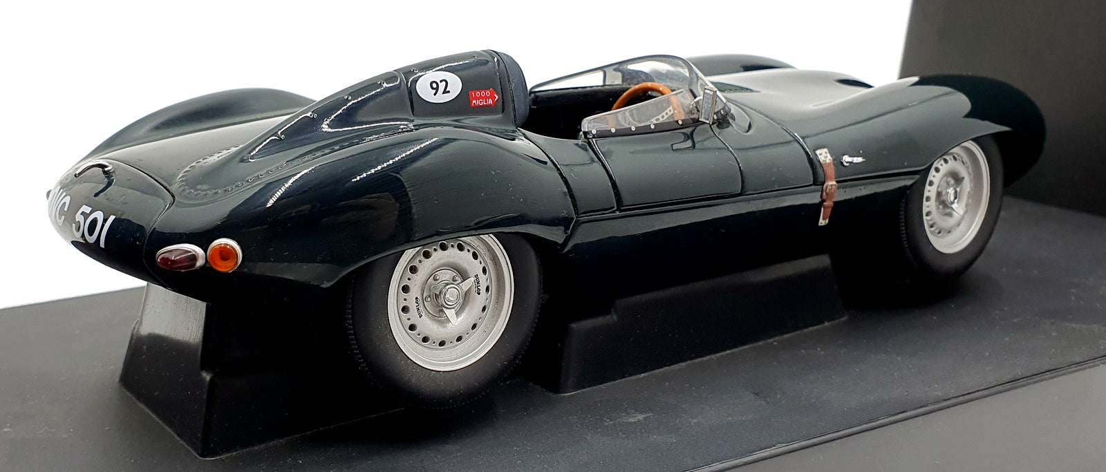 Autoart 1/18 Scale 73561 - Jaguar D Type Short Nose - Green