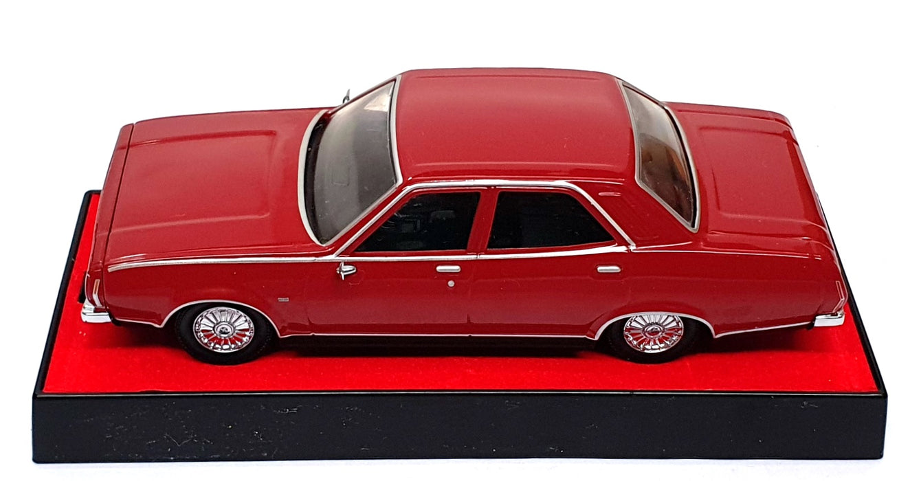 Trax 1/43 Scale Diecast TR42C - 1973 Leyland P76 Super - Deep Red