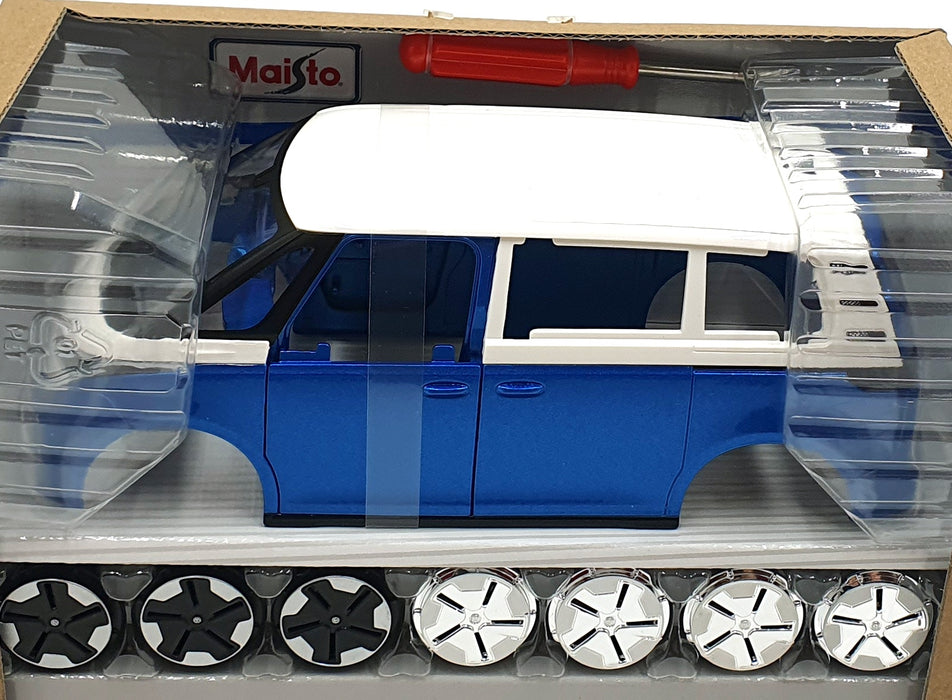 Maisto 1/24 Scale Diecast 39542 - 2023 Volkswagen ID Buzz - Blue