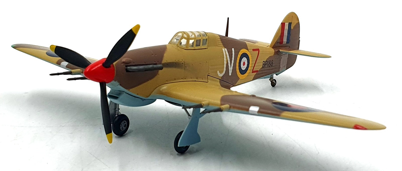 Easy Model 1/72 Scale 37269 "Hurricane" MkII/Trop 6 Sqn Egypt WW2 Aircraft 1942