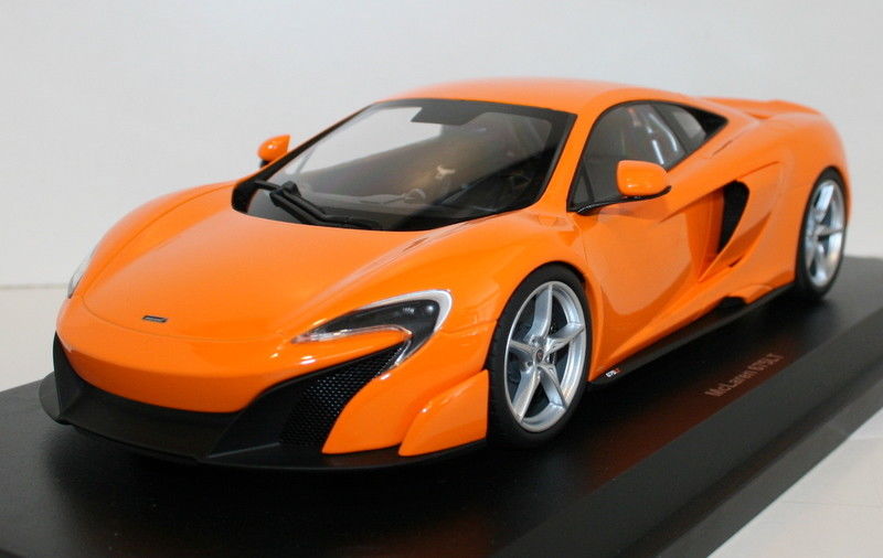 Kyosho 1/18 Scale Diecast C09541P - McLaren 675LP - Orange