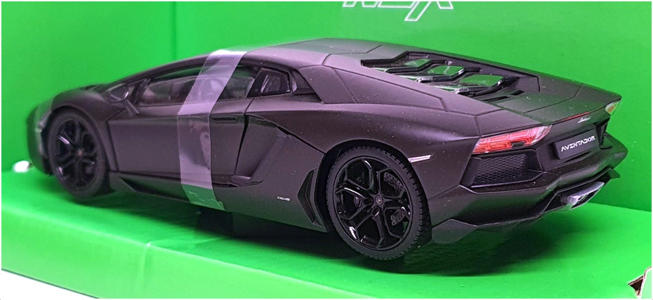 Welly NEX 1/24 Scale 24033W - Lamborghini Aventador Coupe - Black