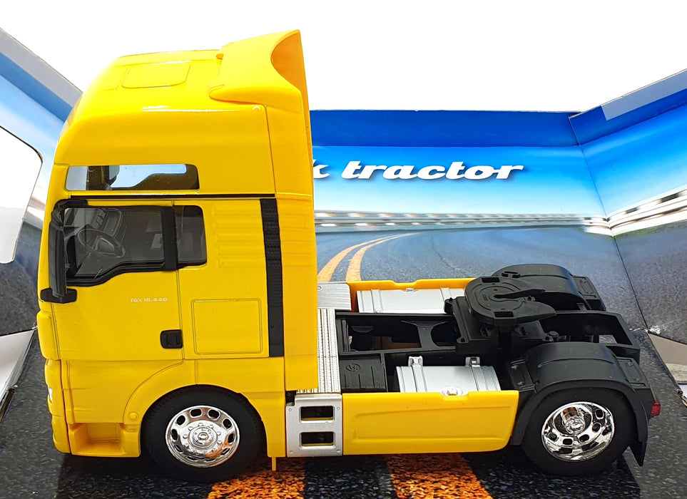 Welly 1/32 Scale 32650S-W - MAN TGX XXL Truck Tractor - Yellow