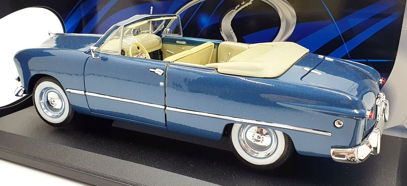 Maisto 1/18 Scale Diecast 31682 - 1949 Ford Convertible - Metallic Blue