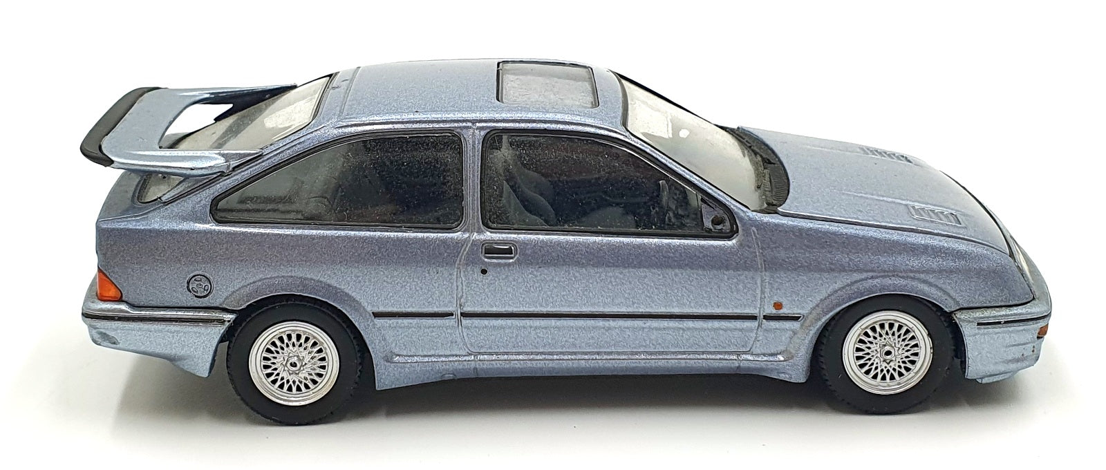 Vanguards 1/43 Scale Diecast VA11702 - Ford Sierra RS Cosworth Moonstone Blue