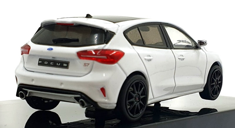 Ixo Models 1/43 Scale MOC334.22 - 2002 Ford Focus ST - White