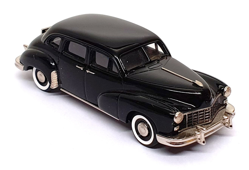 Brooklin Models 1/43 Scale BRK89 - 1949 Checker Limousine - Black