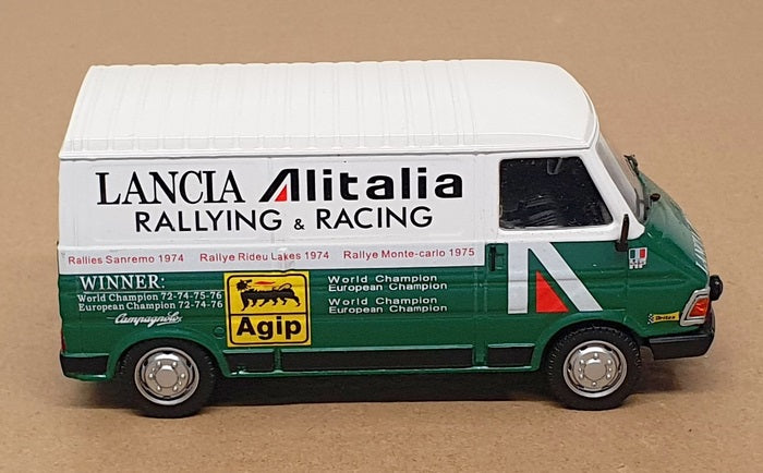 Altaya 1/43 Scale AL21525 - Iveco Van Lancia Alitalia - White/Green