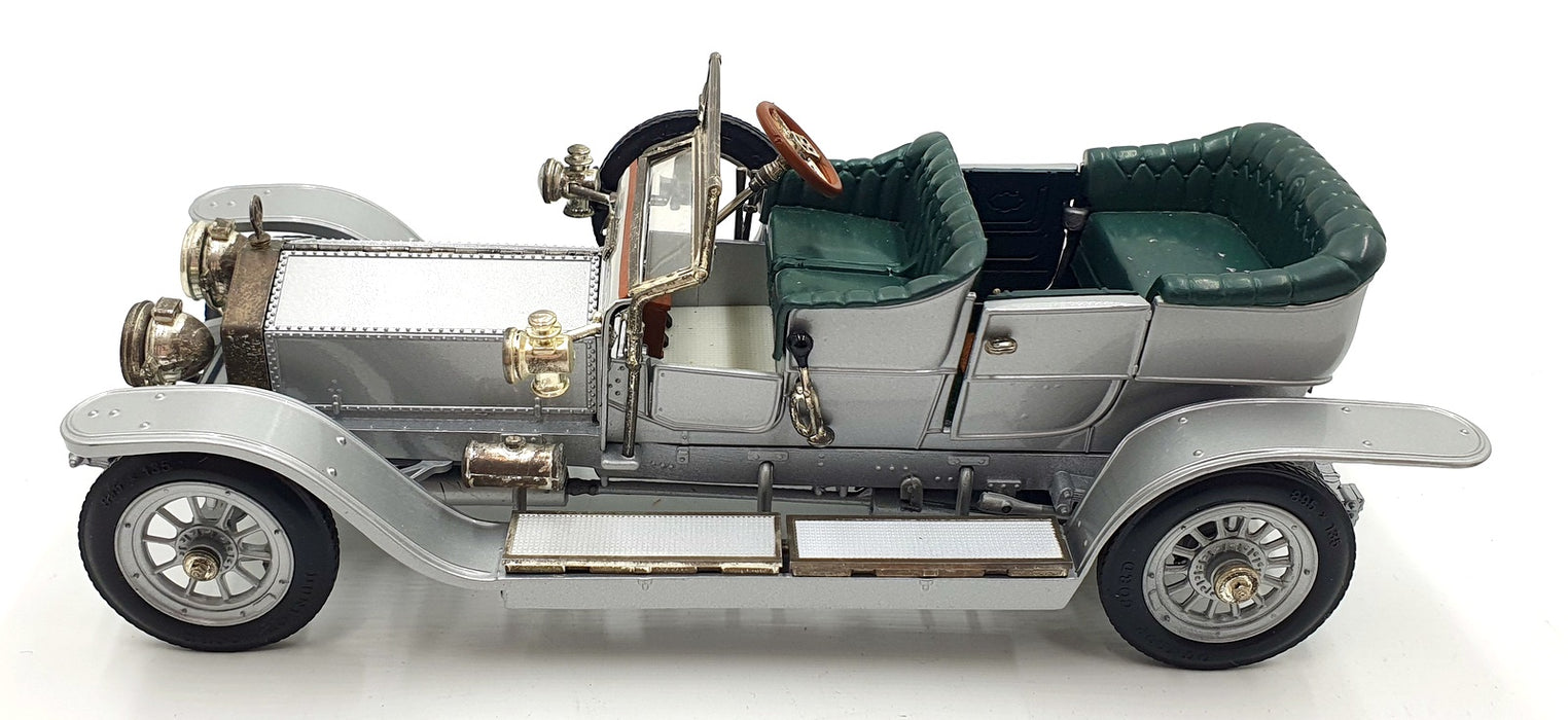 Franklin Mint 1/24 Scale Diecast B11JR67 - 1907 Rolls Royce Silver Ghost Silver