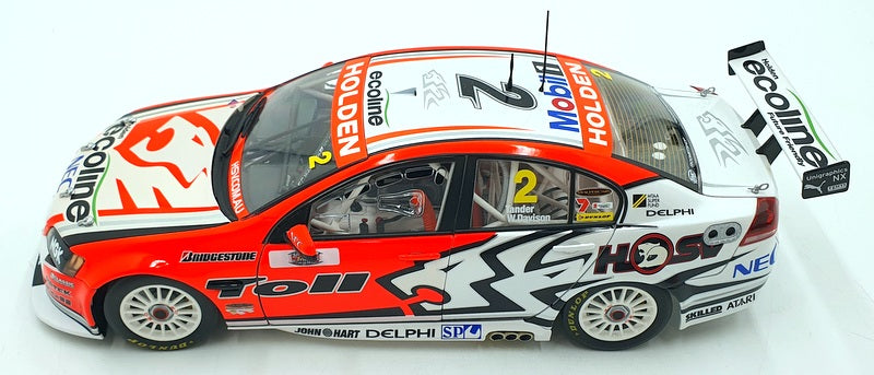 Classic Carlectables 1/18 Scale 18415 - Holden VE Commodore Bathurst Tander 2009