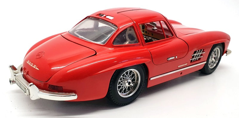 Burago 1/18 Scale Diecast 3015 - Mercedes Benz 300 SL 1954 - Red