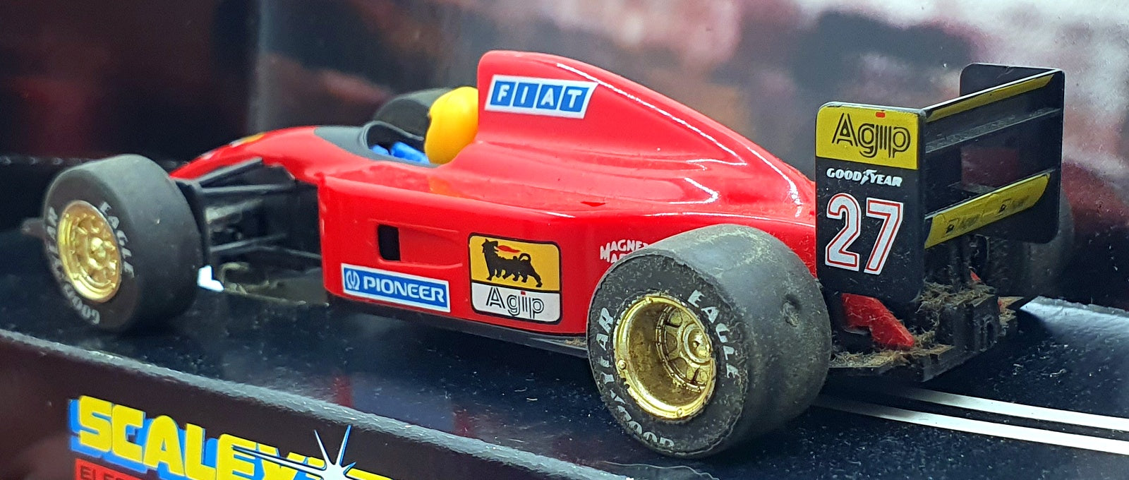 Scalextric 1/32 Scale Slotcar C410 - Ferrari 643 F1 #27 - Yellow Helmet