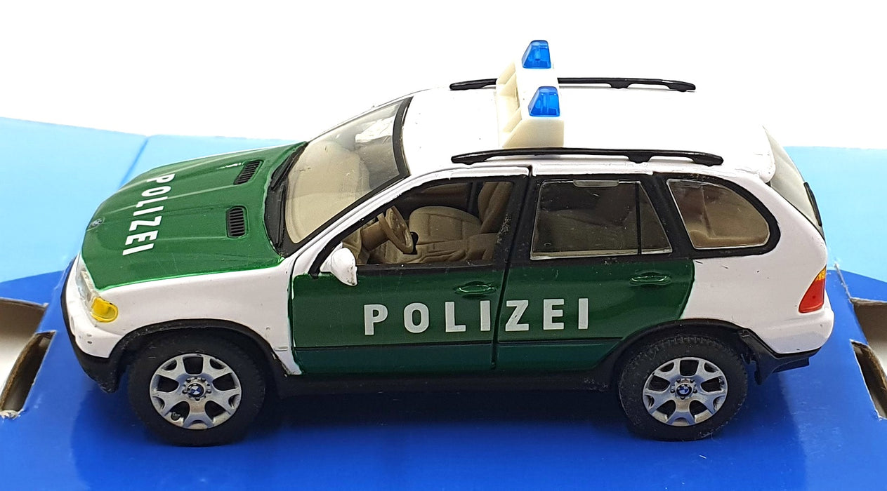 Cararama 1/43 Scale 210226G - BMW Polizei Police Car - Green