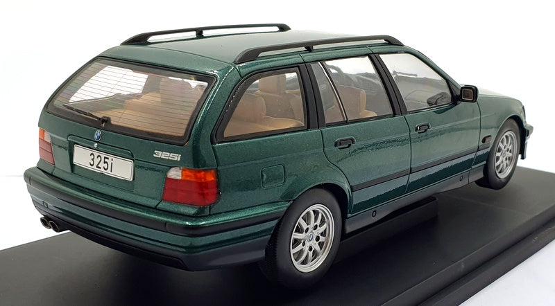 Model Car Group 1/18 Scale Diecast MCG18366 BMW 3-Series E36 Touring Met. Green