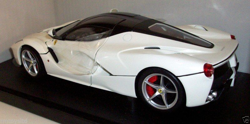 HOT WHEELS 1/18 - BLY54 FERRARI LAFERRARI - WHITE