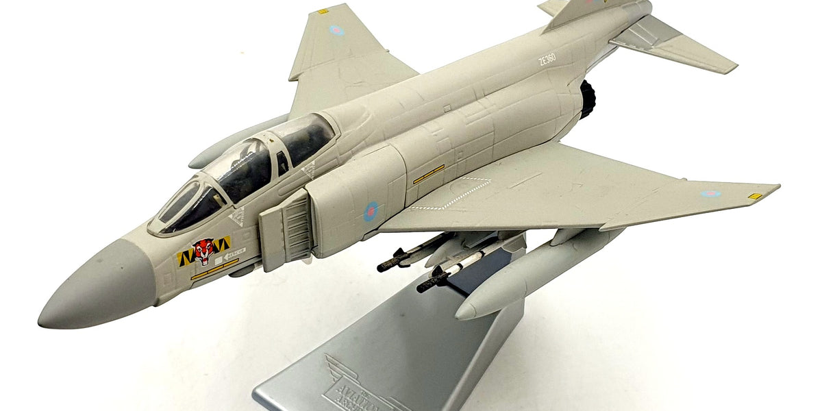Corgi 1/72 Scale AA33210 McDonnell Phantom F-4J F.MK.3 ZE360 74