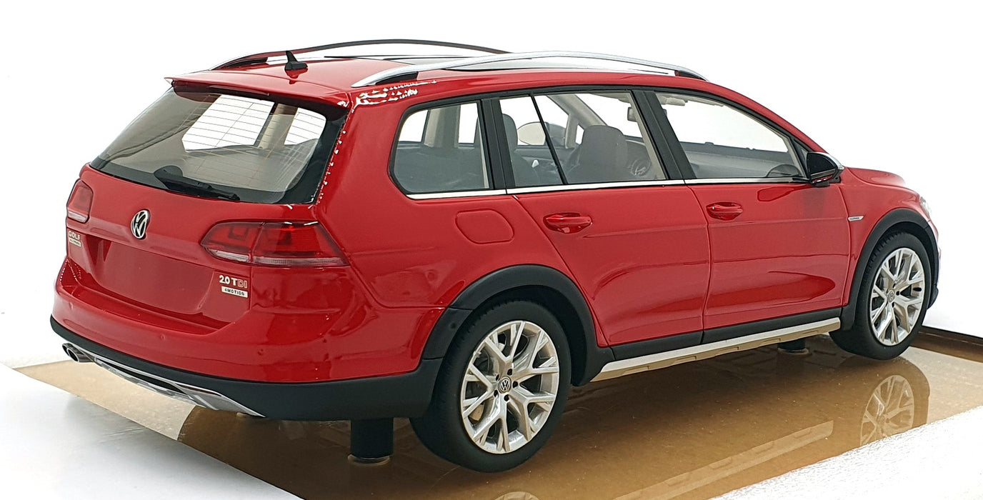 DNA Collectibles 1/18 Scale DNA000035 - Volkswagen Golf Altrack - Red