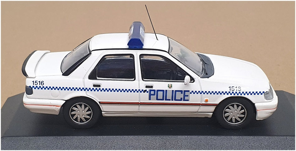 Atlas Editions 1/43 Scale 4 650 124 - Ford Sapphire GLX - Hampshire Police