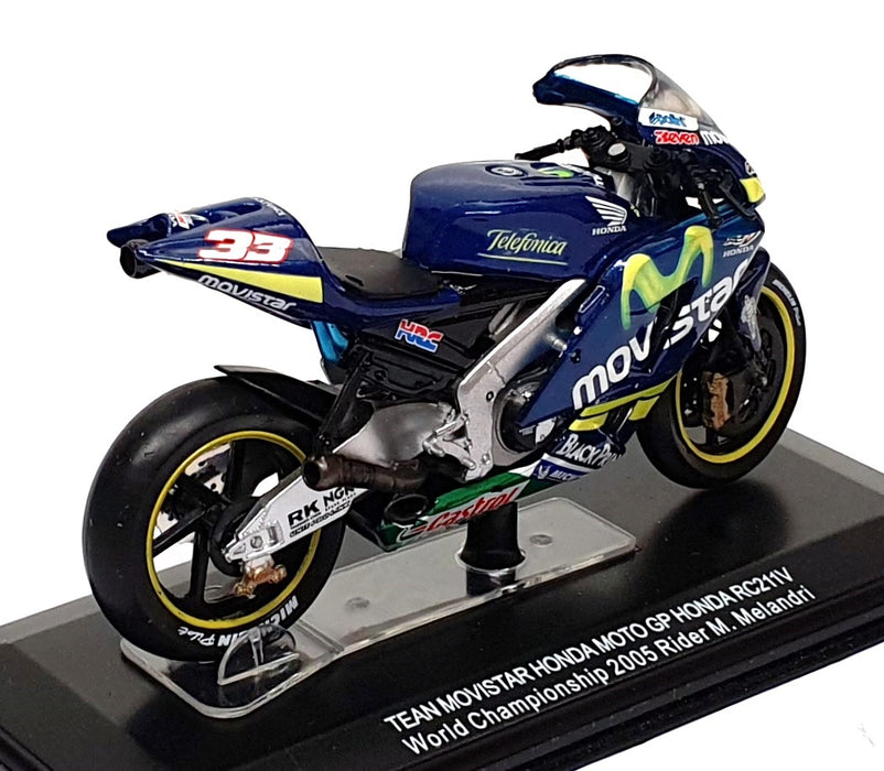 Italeri 1/22 Scale IT03C - Moviestar Honda RC211V Moto GP 2005 Melandri