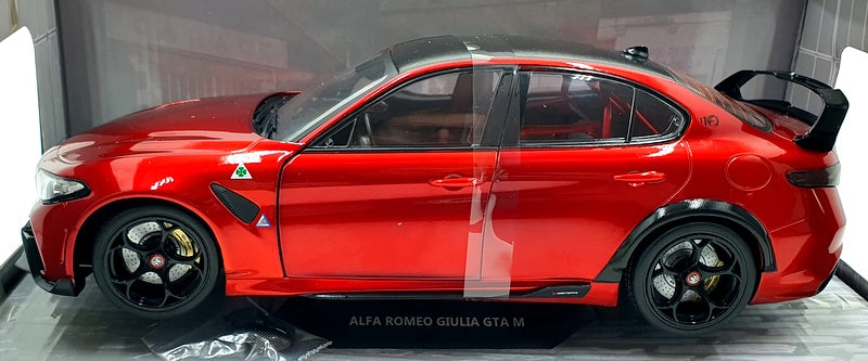 Solido 1/18 Scale Diecast S1806901 Alfa Romeo Giulia GTA M-Rosso 2021 Red