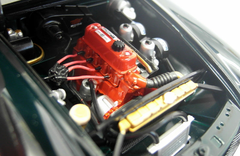 Autoart 1/18 Scale Diecast 76602 - MGB GT Coupe MK2 1969 Racing Green