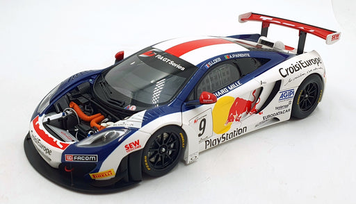 Autoart 1/18 Scale 81342 - McLaren 12C GT3 Red Bull #9 S.Loeb/Parente